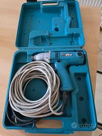 Avvitatore battente MAKITA Modello 6951