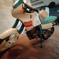 Honda NX 650 Dominator - 1990