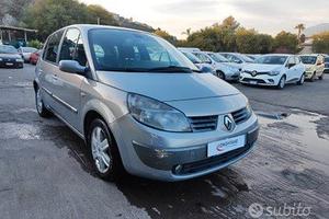 RENAULT Scénic 1.5 diesel