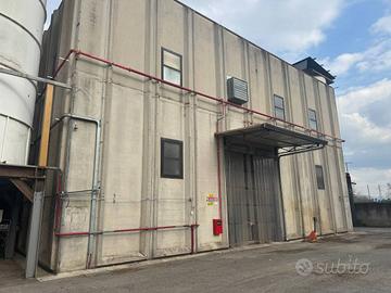 Immobile di 1620 m² con 2 locali a San Gennaro Ves