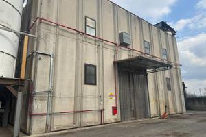Immobile di 1620 m² con 2 locali a San Gennaro Ves