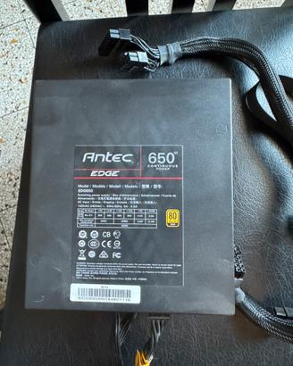 Alimentatore antec 650 w