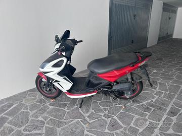 Kymco supure 8