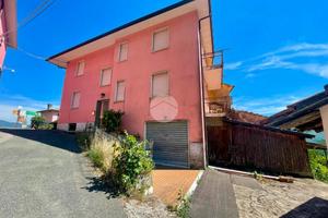 CASA SEMINDIPENDENTE A MAISSANA