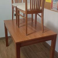 Set tavolo con due sedie imbottite