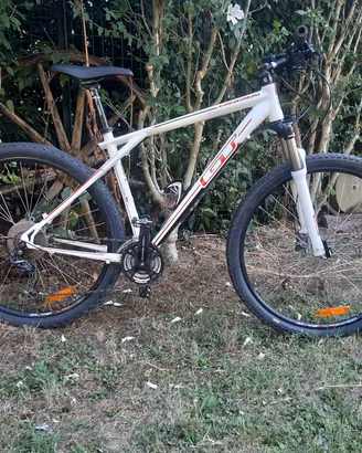  GT Karakoram Elite 29