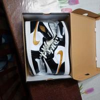 Air Jordan 1 mid SE