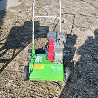 Macchina pulisci prato