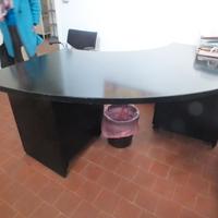Scrivania curva  Graphis  e Cassettiera Tecno