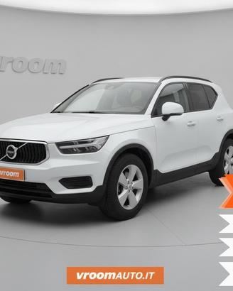 VOLVO XC40 (2017-->) XC40 T2 Geartronic Momentu...