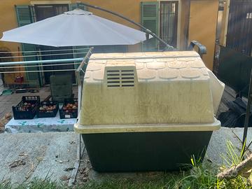 Cuccia da esterno per cani di piccola/media taglia