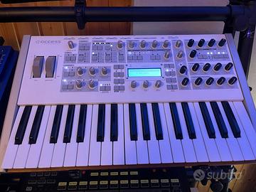 Access Virus TI Polar