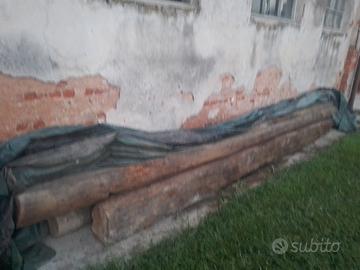 TRAVI RECUPERATI DA VILLA STORICA 