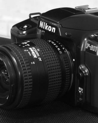 NIKON  F601 AF + 28-70mm 3.5/4.5 in perfetto stato