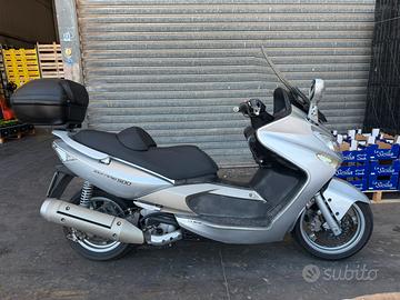 Kymco xcting 500