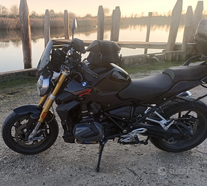 BMW r1250r