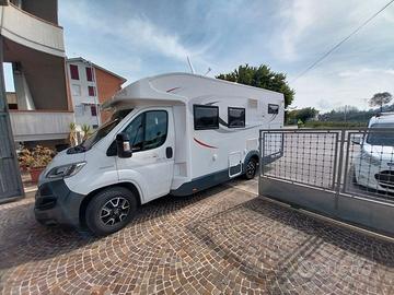 camper semintegrale permuto con furgonato