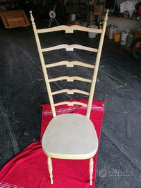 sedia chiavarina bianca particolare 1950