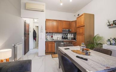 APPARTAMENTO CON INGRESSO INDIPENDENTE E GIARDINO