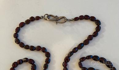Collana in perle di Piropo (Agata)