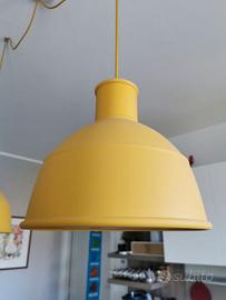 Lampade a sospensione gialle in gomma Muuto Unfold