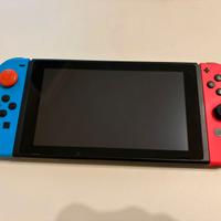 Nintendo Switch + Custodia Supermario