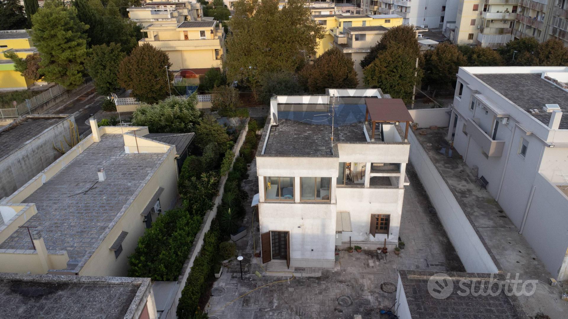 Casa – Brindisi, Tuturano - Altro