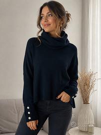 Maglia con collo ampio e bottoni gioiello - L/XL