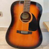 Fender CD-60 SB-DS-V2 con custodia rigida e tracol