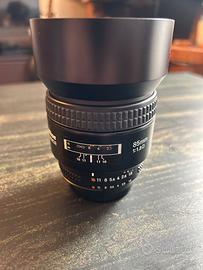 Nikon AF Nikkor 85mm f/1.8 D