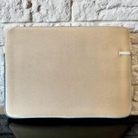 Custodia Notebook Incase