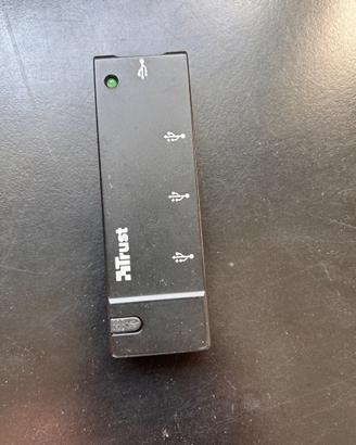 Hub USB Trust 4 Porte – Design Slim