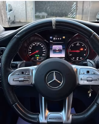 MERCEDES 220 DA VETRINA