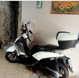 Beverly 350 sport touring 2018