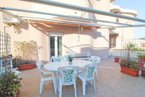 4 LOCALI A CAMPOMARINO