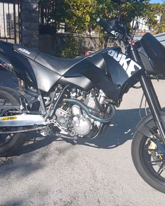 KTM 640 DUKE II BLACK