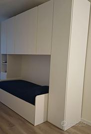 Armadio Bianco e letto