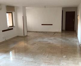 Ufficio 65 mq in contesto residenziale