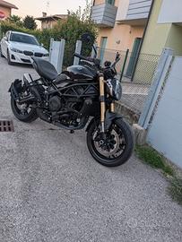Benelli 752 s   anno 2025