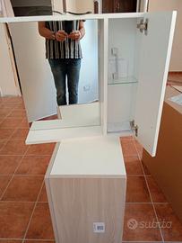 Mobiletto bagno con specchio 