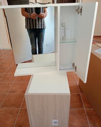 Mobiletto bagno con specchio 