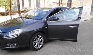 Lancia delta 1.6 120cv 2013