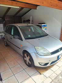 Ford Fiesta 1.4 zetec anno 2002