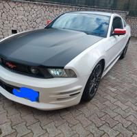 Ford mustang 3.7 v6 anno 2012