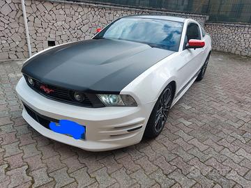 Ford mustang 3.7 v6 anno 2012