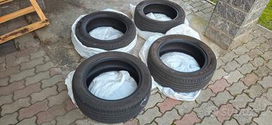 Pneumatici Kumho Ecsta HS51 215 55 r18