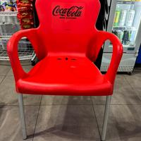 12 sedie e 3 tavoli coca-cola