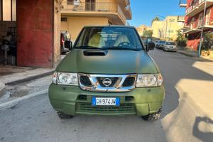 Nissan terrano 2 3.0