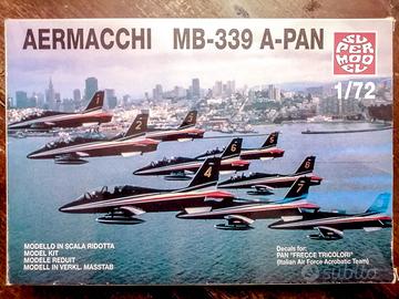 RARO kit Aermacchi MB 339 1/72 Supermodel