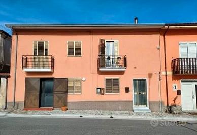 Casa semindipendente a Guardia Lombardi